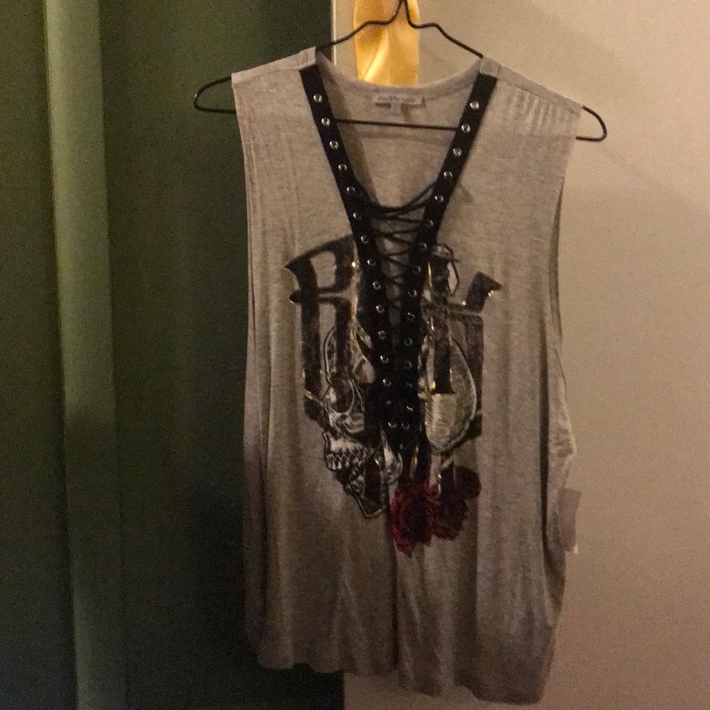 gray muscle tank